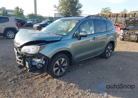2018 Subaru Forester 2.5I Premium из США, поврежденный, VIN JF2SJAGC5JH513759